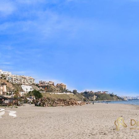 Cozy Apartment With Sea View And Private Parking In Фуэнхирола Экстерьер фото