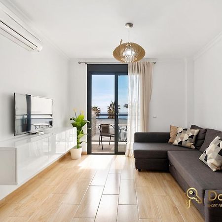 Cozy Apartment With Sea View And Private Parking In Фуэнхирола Экстерьер фото