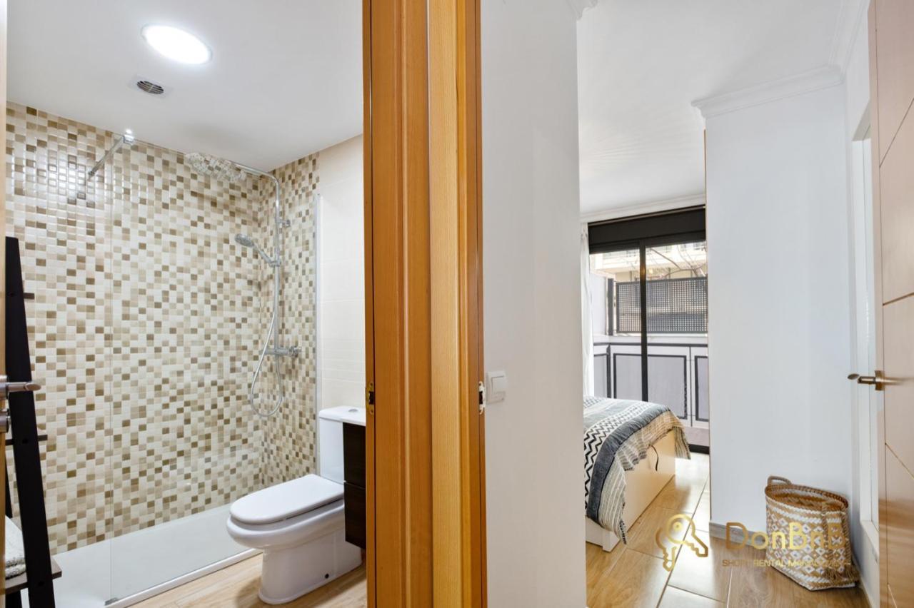 Cozy Apartment With Sea View And Private Parking In Фуэнхирола Экстерьер фото